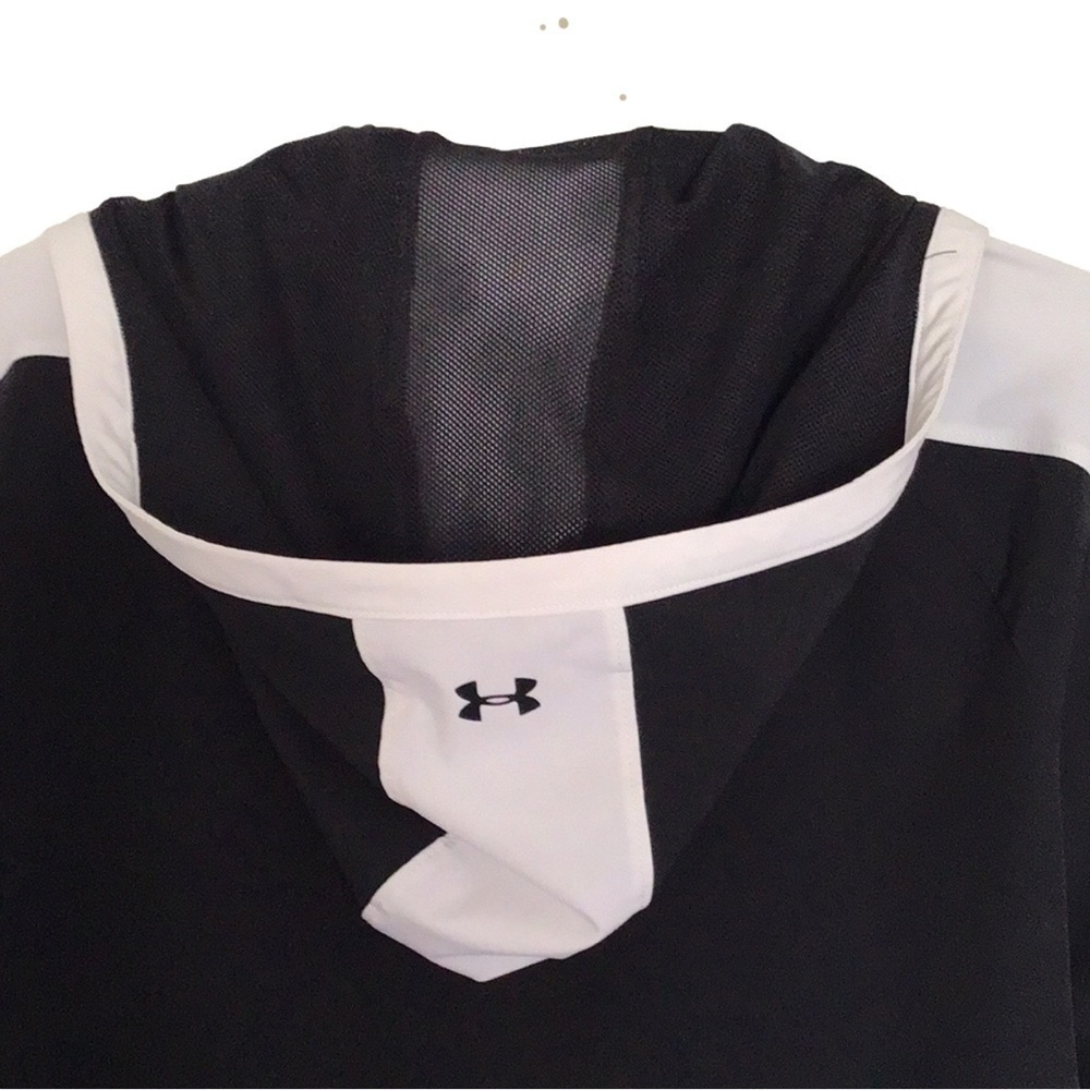 UNDER Armour Heat Gear Jacket - Picture 9 of 9